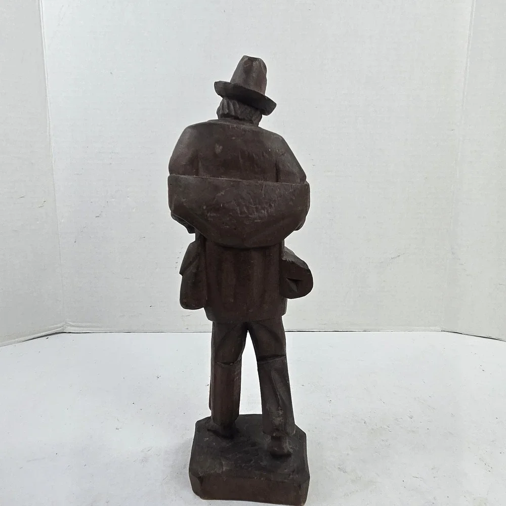 Vtg Hand Carved Wood Figurine Traveling Man Bowl In Hand & Bag Venezuela 12